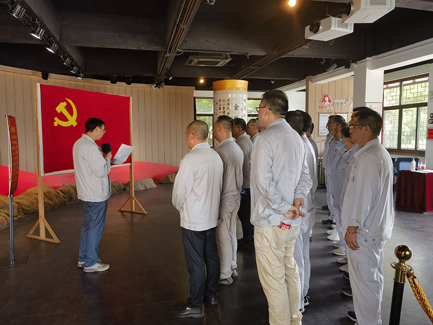 65d95a63cdb18.jpg